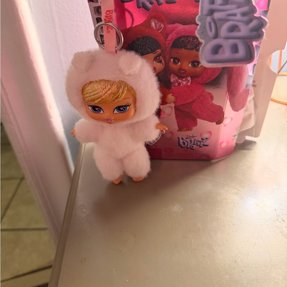 Babyz Plush Keychain - White Fur Doll Accessory